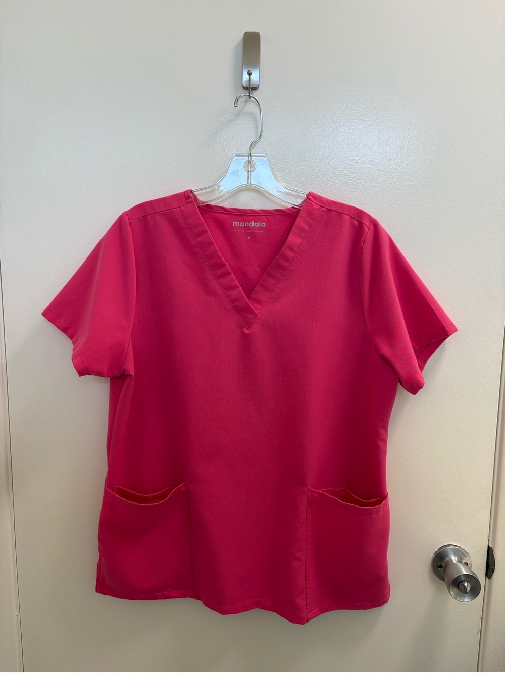 Mandala - 6 Pocket Top - Azalea - M